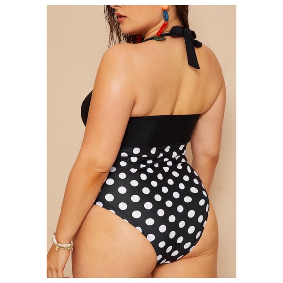 🌟SALE ➕ Polka Dot Ruched One Piece - Picture 2 of 5